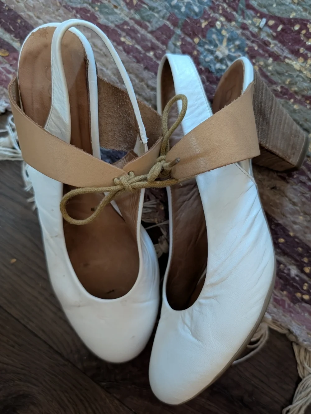 Bueno Nanci Slingback Heels - Picture 5 of 9